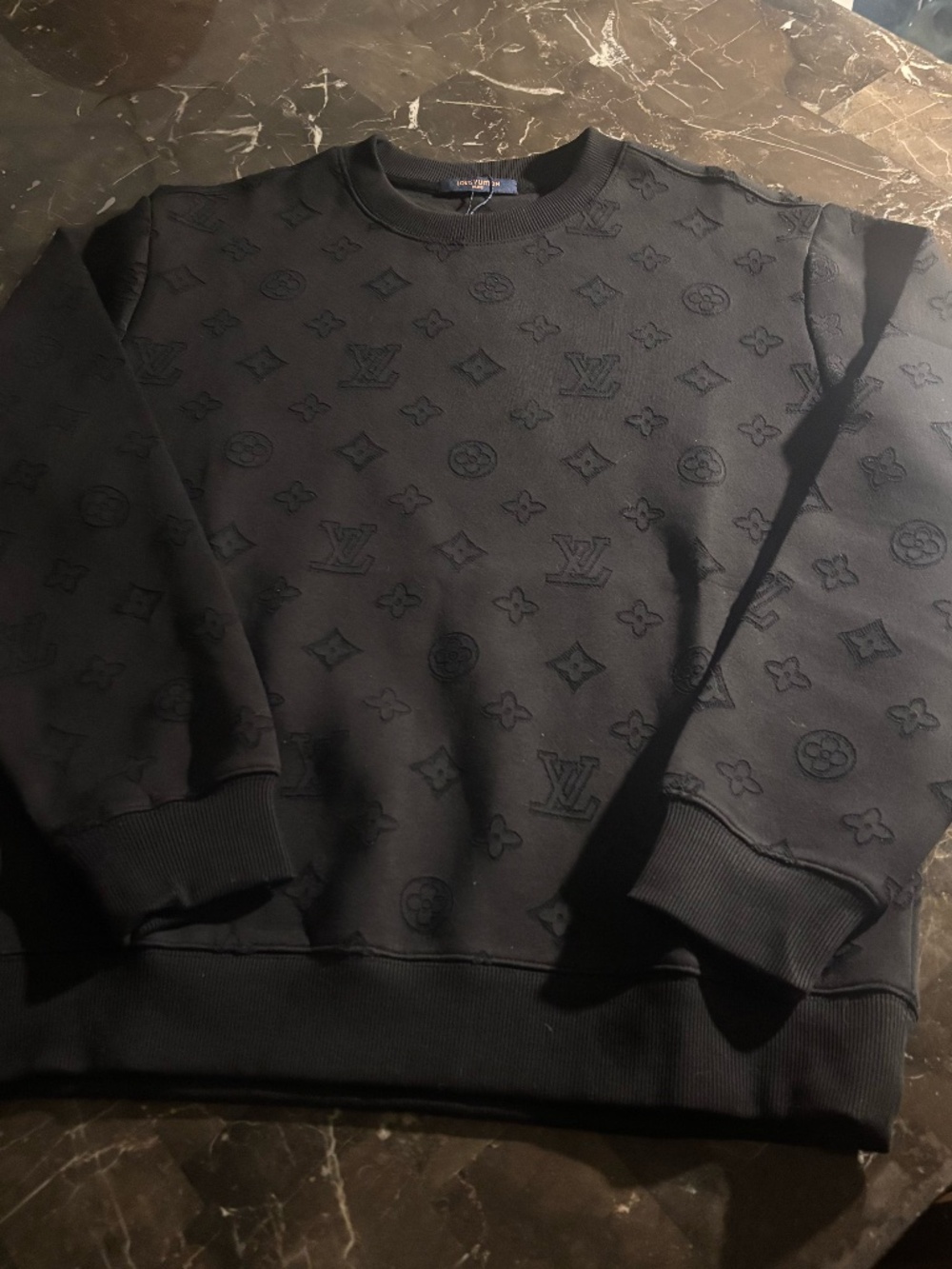 black lv long sleeve